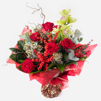 Star of Christmas - Looking for a magnificent gift to send to a loved one? The Star of Christmas bouquet really is one of the most luxurious flower gifts you could send this festive season.
